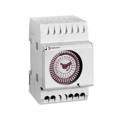 Mechanical watch + reserve THE211 for DIN rail made by Intermatic